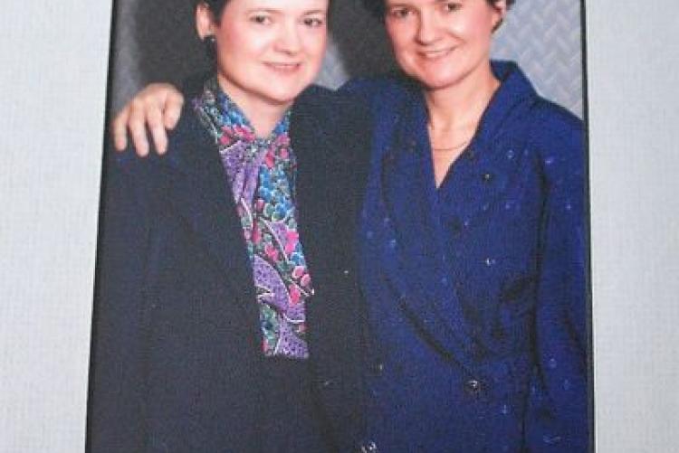 Twins Peggy and Pat were featured in Maclean's / P. Mella collection Pat Mella (right) and her twin sister Peggy